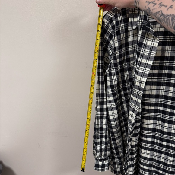 L.L. Bean XL Women’s 100% Cotton Plaid Flannel - Picture 5 of 5